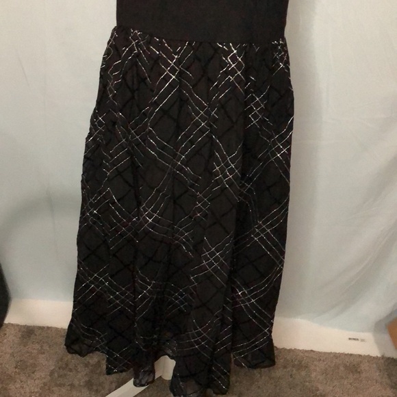 Torrid Black and Silver Plaid Mesh Mid Length Women’s Dress Size 14 NWT - Picture 4 of 7